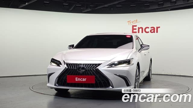 Lexus ES300h 2024 — Şəkil 3/20