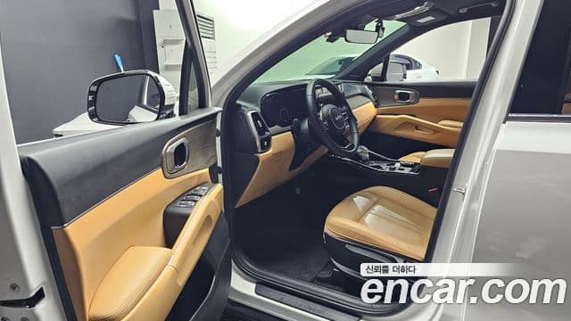 Kia Sorento 2023 — фото 10 из 20