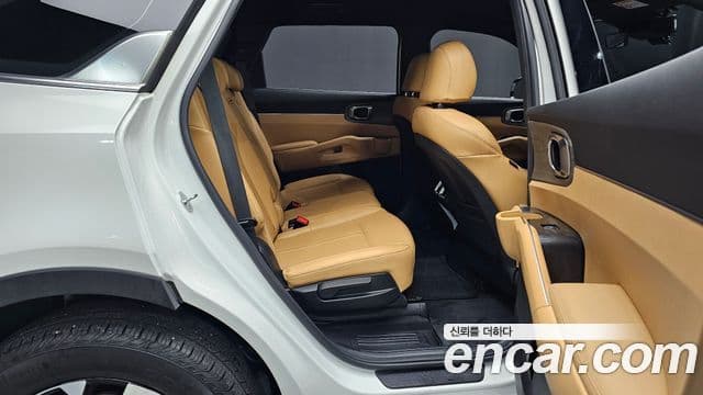 Kia Sorento 2023 — фото 12 из 20