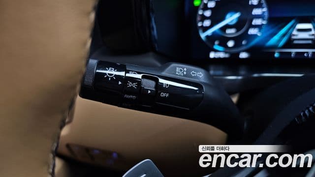 Kia Sorento 2023 — Şəkil 20/20