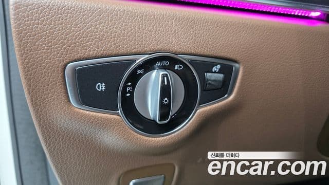 Mercedes-Benz E-Class 2023 — фото 20 из 20