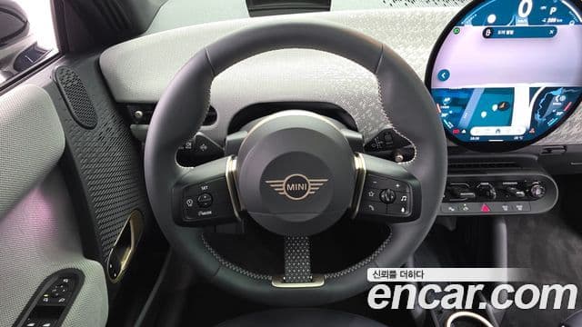 Mini Cooper Electric 2024 — ფოტო 9/38