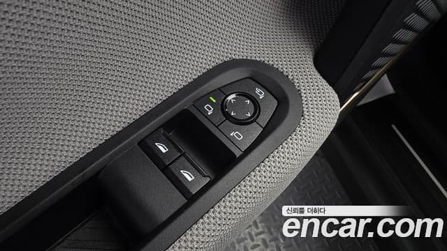 Mini Cooper Electric 2024 — ფოტო 38/38
