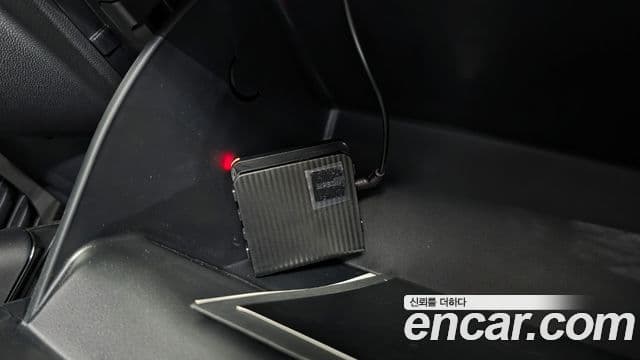 Mini Cooper Electric 2024 — ფოტო 25/38