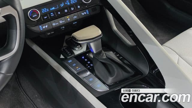 Hyundai Avante 2022 — Şəkil 8/20