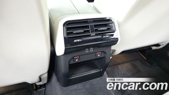 BMW 5 Series 2025 — ფოტო 19/20