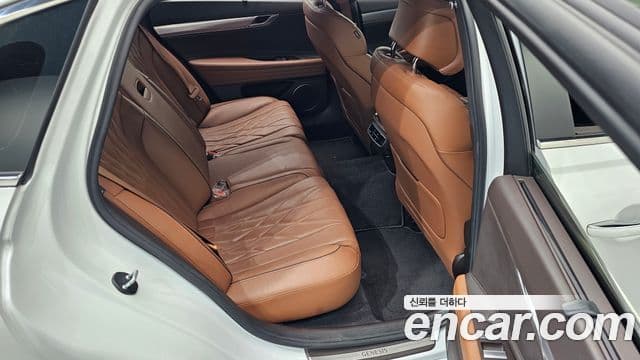 Genesis Electrified G80 2021 — фото 12 из 20