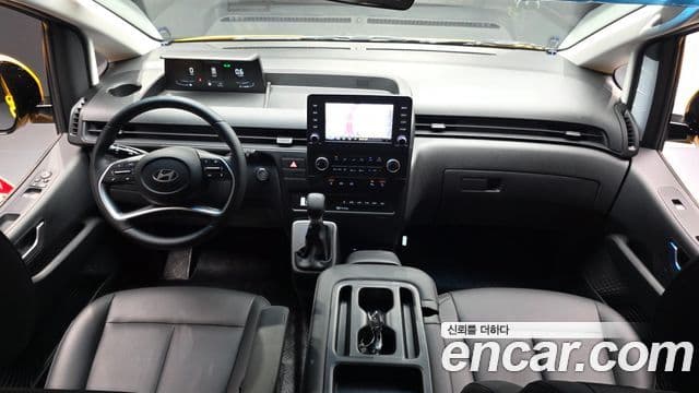 Hyundai Staria 2025 — Şəkil 7/20