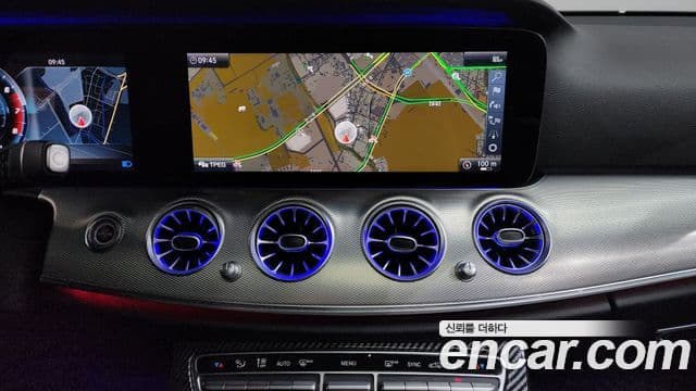 Mercedes-Benz E-Class 2019 — фото 12 из 20