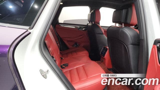 Porsche Macan 2020 — фото 11 из 20