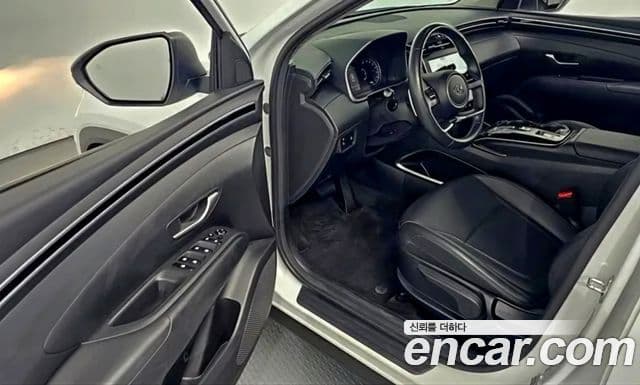 Hyundai The New Tucson 2022 — ფოტო 9/20
