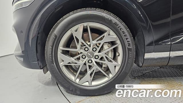 Genesis GV70 2023 — Şəkil 5/20