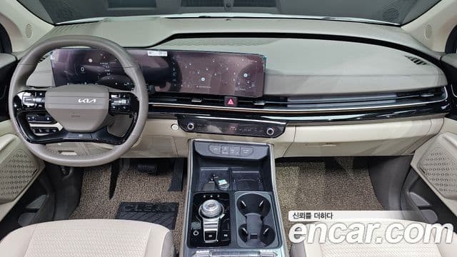 Kia Carnival 2025 — фото 7 из 20