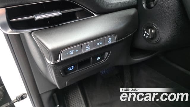 Genesis GV80 2020 — фото 20 из 20