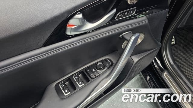 Kia Stinger 2018 — Фото 20/20
