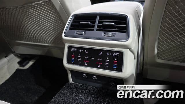 Audi A6 2025 — ფოტო 19/20