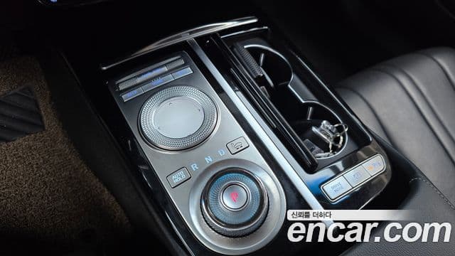 Genesis Electrified G80 2021 — фото 7 из 20
