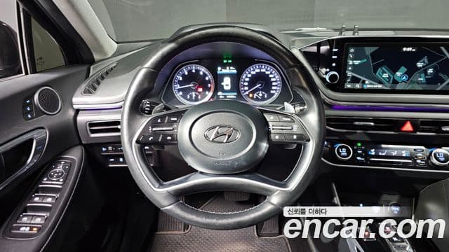 Hyundai Sonata 2022 — фото 14 из 20
