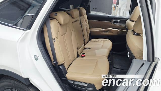 Kia Sorento 2024 — Şəkil 11/20