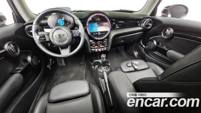 Mini Cooper S 2021 — ფოტო 7/20