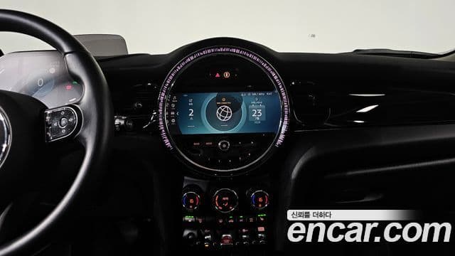 Mini Cooper S 2021 — ფოტო 13/20