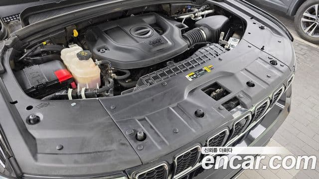 Jeep Grand Cherokee 2023 — фото 6 из 20