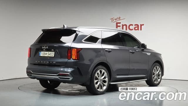 Kia Sorento 2022 — фото 2 из 20