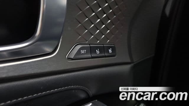 Kia Sorento 2022 — фото 16 из 20