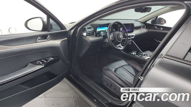 Kia K5 2021 — фото 10 из 20