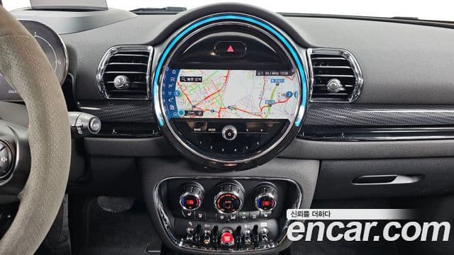 Mini Cooper Clubman 2021 — фото 14 из 20