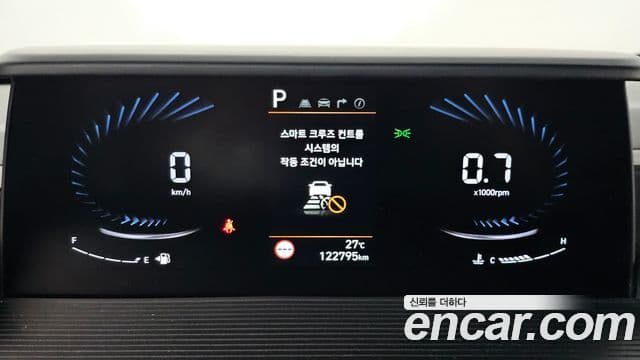 Hyundai Staria 2021 — Фото 8/20