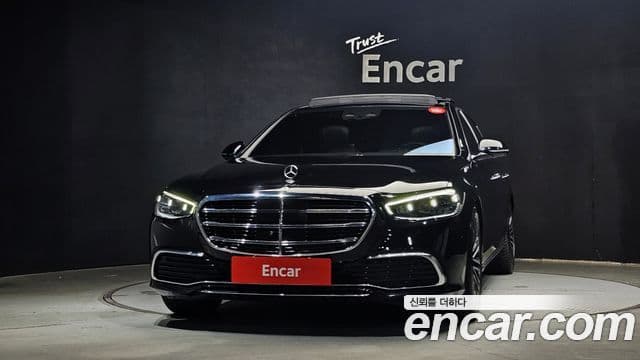 Mercedes-Benz S-Class 2022 — Photo 19/31