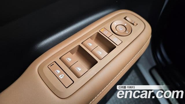 Hyundai Santa Fe 2025 — ფოტო 19/20