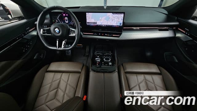 BMW 5 Series 2024 — фото 7 из 20