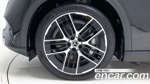 Mercedes-Benz EQE SUV 2025 — ფოტო 12/20