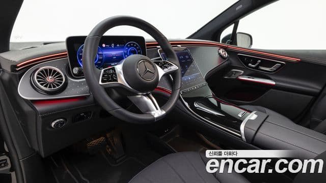Mercedes-Benz EQE SUV 2025 — ფოტო 6/20