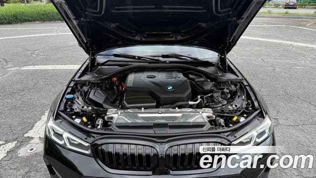 BMW 3 Series 2022 — ფოტო 5/20