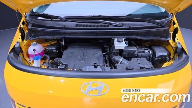 Hyundai Staria 2024 — фото 6 из 20