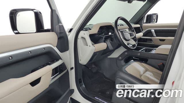 Land Rover Defender 2021 — ფოტო 9/20