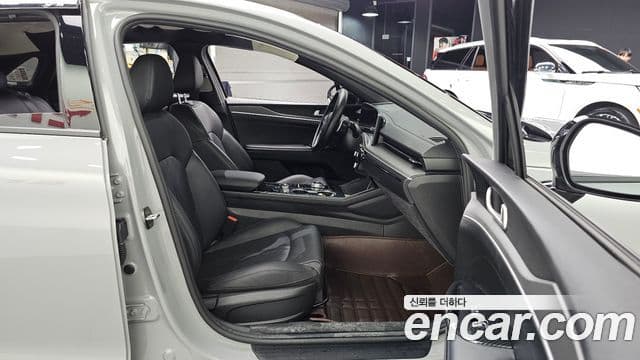 Kia K5 2024 — Şəkil 11/20
