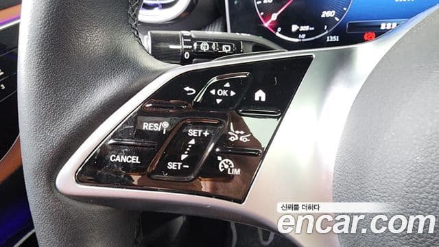 Mercedes-Benz GLC-Class 2023 — ფოტო 18/20