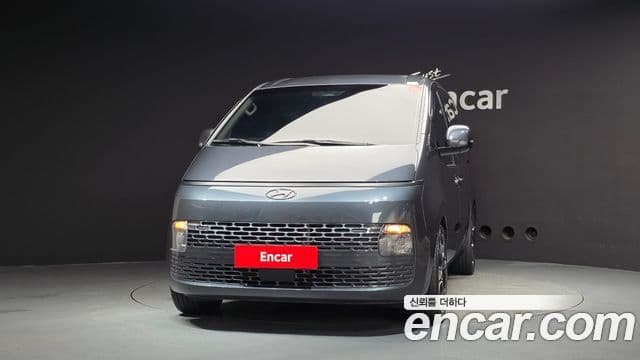 Hyundai Staria 2022 — Фото 3/20