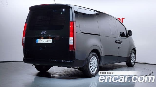Hyundai Staria 2022 — Şəkil 2/20