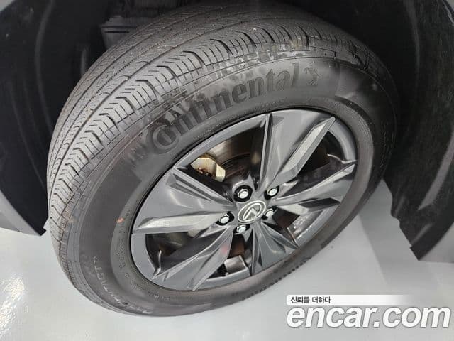 Lexus UX300h 2024 — ფოტო 4/20