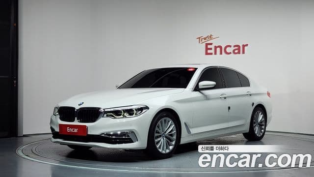 BMW 5 Series 2020 — Şəkil 1/20
