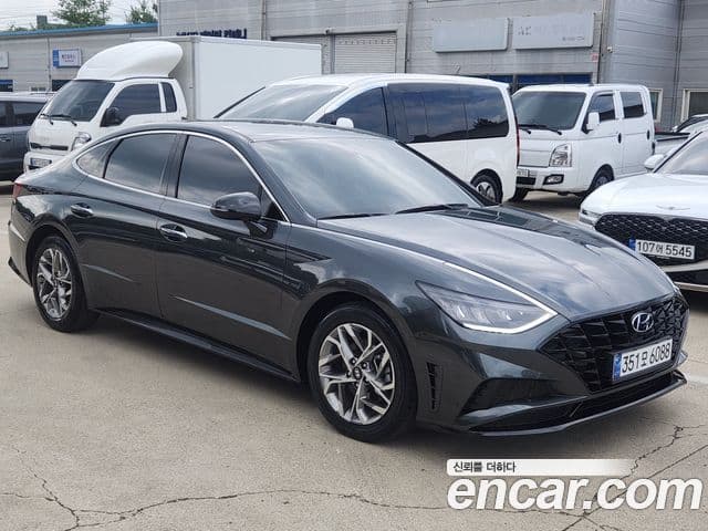 Hyundai Sonata 2021 — фото 1 из 20