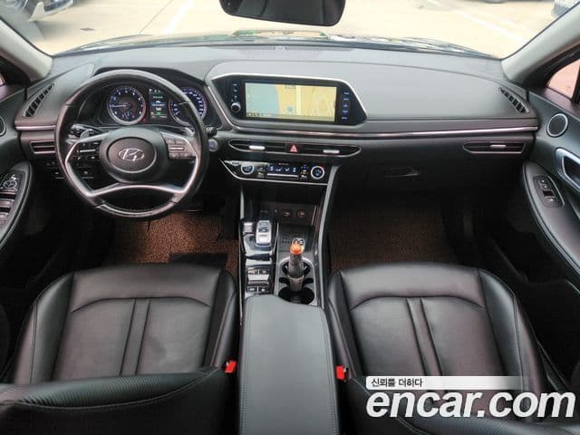 Hyundai Sonata 2021 — фото 9 из 20