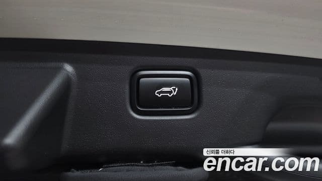 Kia Niro 2022 — ფოტო 16/20