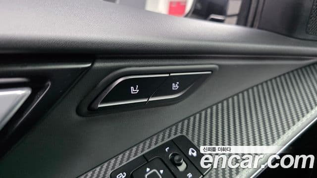 Kia Niro 2022 — фото 17 из 20
