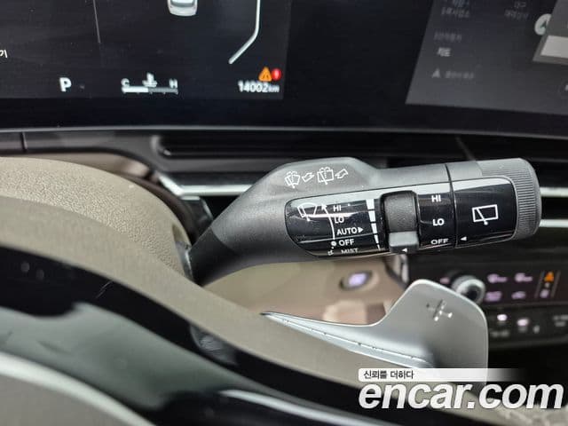 Kia Carnival 2024 — фото 15 из 20